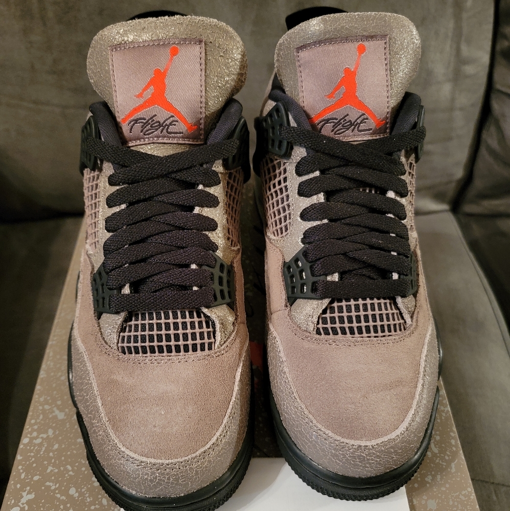 Jordan 4 Taupe Haze size 7